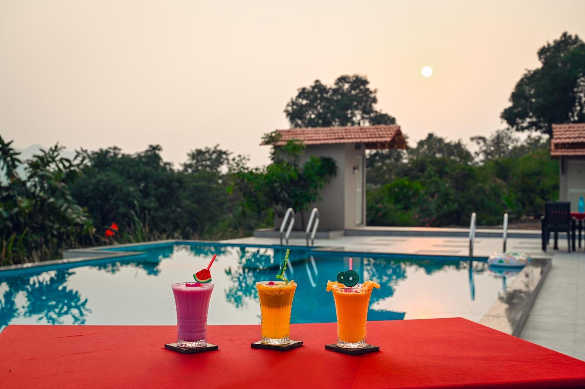 Shinde'S Tikona Valley Farm Villa Pune Luaran gambar
