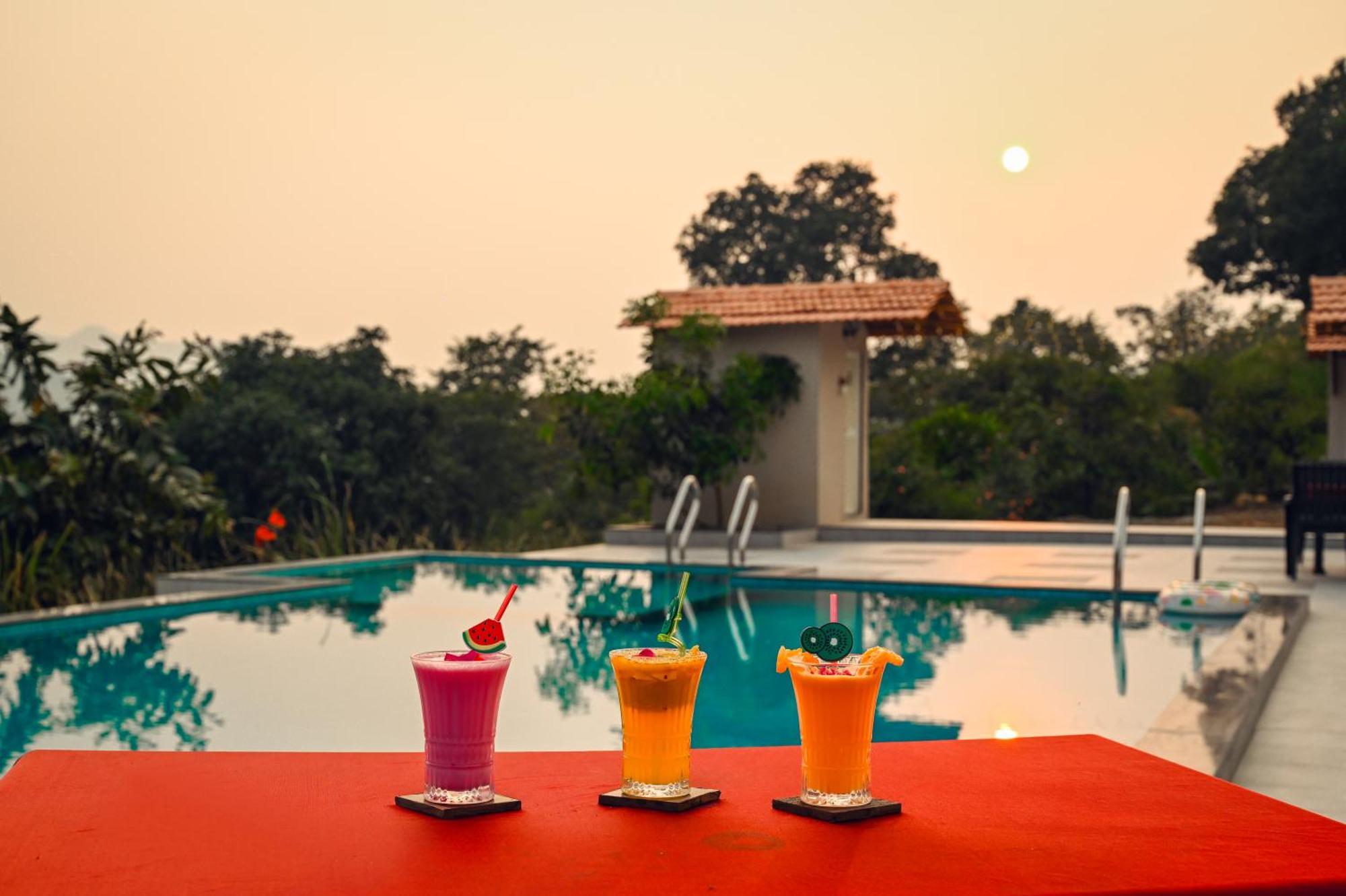 Shinde'S Tikona Valley Farm Villa Pune Luaran gambar